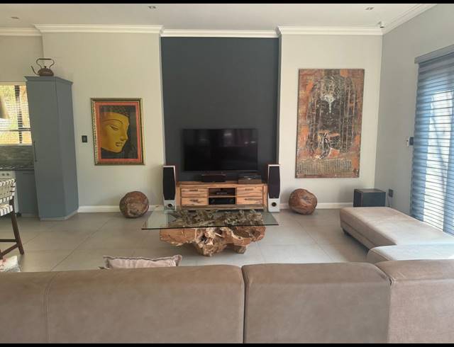 3 BEDROOM HOUSE FOR SALE IN ZIMBALI ESTATE